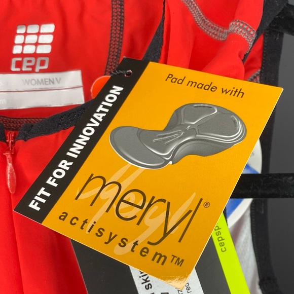 Women’s CEP Dynamic +Triathlon Compression Skinsuit Sz V (XL) NWT Black/Red NWT - Picture 9 of 14